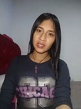 KarolaMendez online show from 07-18-26, 01:10