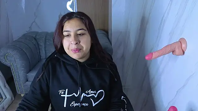 Lunafemme tf online show from 04-22-26, 03:09