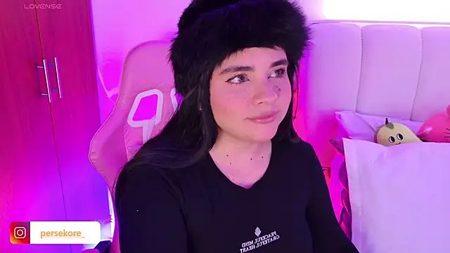 its persy online show from 03-21-26, 09:40