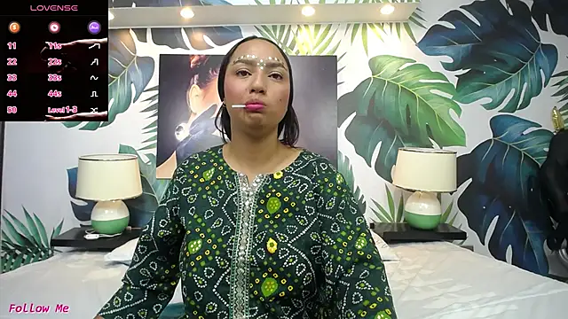 Snapshot of shakti_moumita chatting on 06-01-26, 07:04 shakti moumita online show from 06-01-26, 07:04