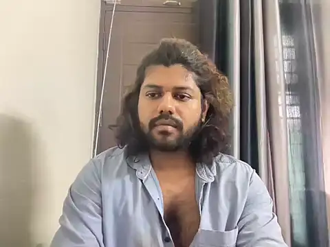 Snapshot of abhinaxx chatting on 08-05-26, 09:23 abhinaxx online show from 08-05-26, 09:23