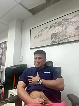Snapshot of Cunzhangshibage02 chatting on 06-22-26, 04:04 Cunzhangshibage02 online show from 06-22-26, 04:04