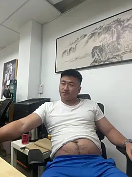 Snapshot of Cunzhangshibage02 chatting on 07-13-26, 03:15 Cunzhangshibage02 online show from 07-13-26, 03:15