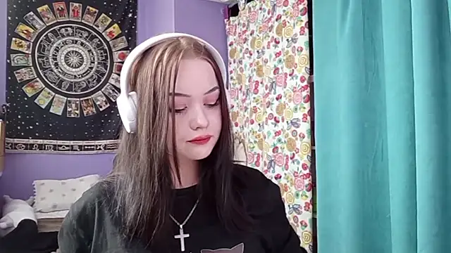 OneMomentPunch online show from 03-15-26, 12:44