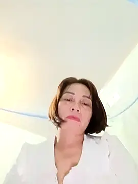 Lyly22x online show from 03-31-26, 10:32
