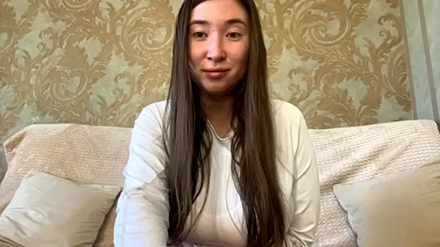 Snapshot of asian_mia_love chatting on 04-20-26, 12:30 asian mia love online show from 04-20-26, 12:30