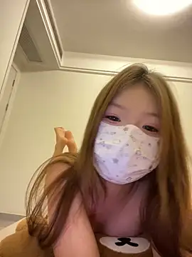 Snapshot of Angel-Sisters chatting on 05-28-26, 05:10 Angel-Sisters online show from 05-28-26, 05:10