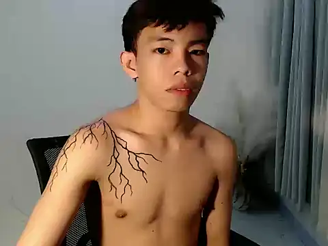 hottasianboy online show from 05-26-26, 09:33