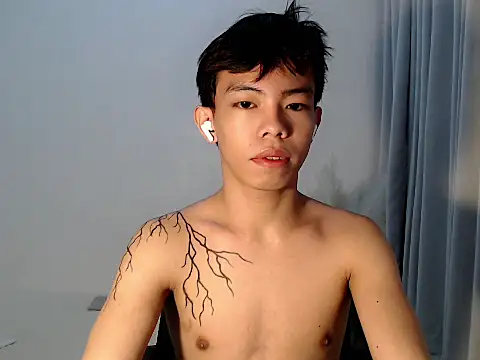 hottasianboy online show from 05-31-26, 09:16
