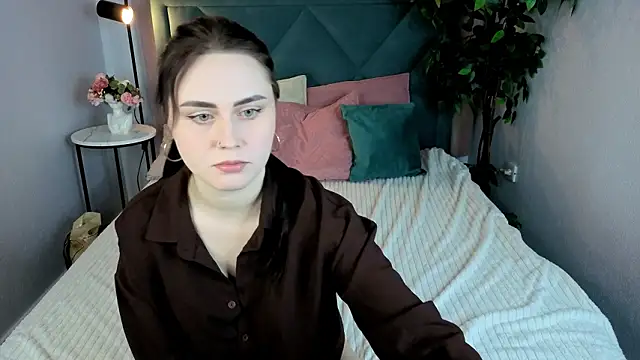 NoraLumi online show from 03-15-26, 08:37