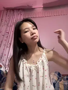 Snapshot of Drieevisexxx chatting on 06-04-26, 03:34 Drieevisexxx online show from 06-04-26, 03:34