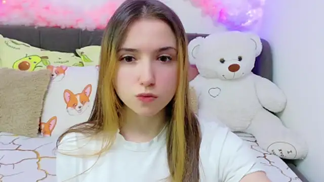 LeenMoonie online show from 03-31-26, 08:31