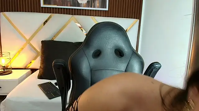 Sluttyysucker  online show from 03-26-26, 12:11