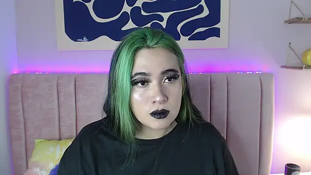 Snapshot of Liliith_Zeniith chatting on 04-10-26, 05:39 Liliith Zeniith online show from 04-10-26, 05:39