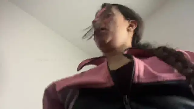 Snapshot of ItsAmara chatting on 04-16-26, 01:34 ItsAmara online show from 04-16-26, 01:34