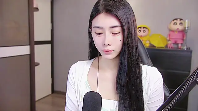 XiaoYuBao- online show from 04-23-26, 04:53
