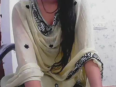 Snapshot of ragini_bby chatting on 03-22-26, 05:00 ragini bby online show from 03-22-26, 05:00