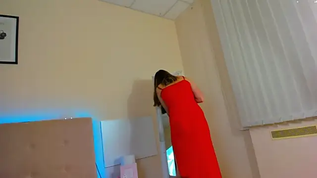 Snapshot of MelanieCuty chatting on 06-26-26, 05:34 MelanieCuty online show from 06-26-26, 05:34