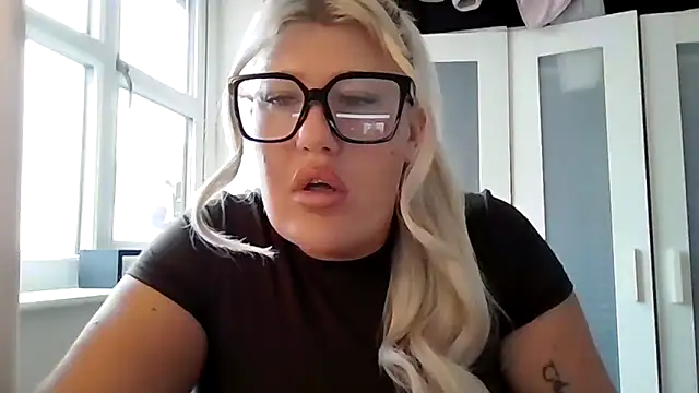 Lexi Laura online show from 03-20-26, 09:36