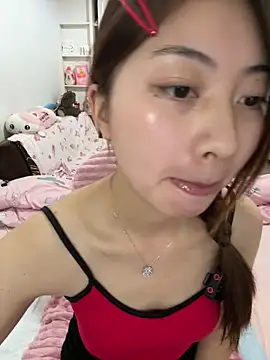 Snapshot of tiantian_niu chatting on 04-17-26, 01:03 tiantian niu online show from 04-17-26, 01:03