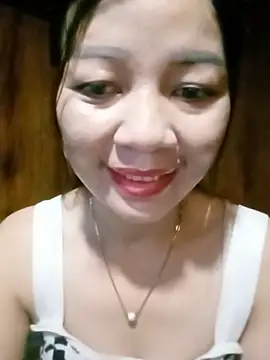 Snapshot of Yiyi102300 chatting on 06-14-26, 02:24 Yiyi102300 online show from 06-14-26, 02:24