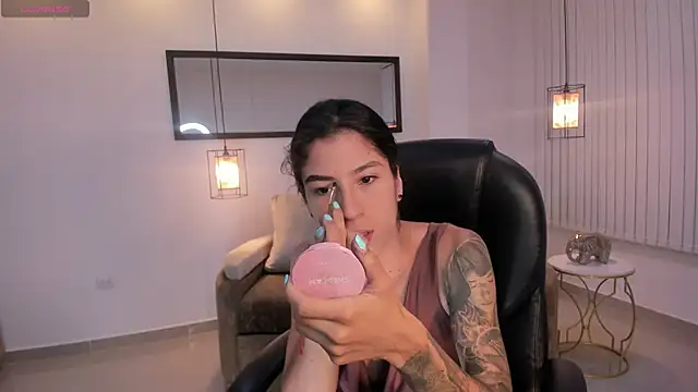 Snapshot of Ninna_Asppen_ chatting on 04-05-26, 06:21 Ninna Asppen online show from 04-05-26, 06:21