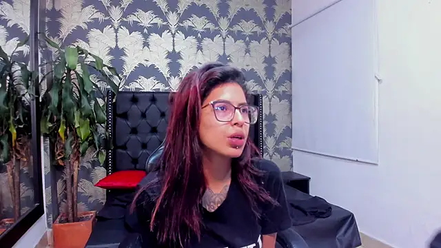Emily Lopera online show from 05-03-26, 05:08