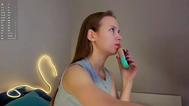 Emma dream  online show from 04-27-26, 01:36