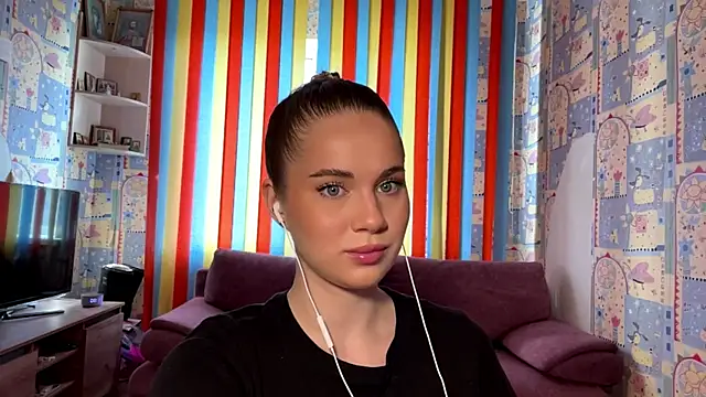 Miss Blessnyth online show from 06-16-26, 04:15