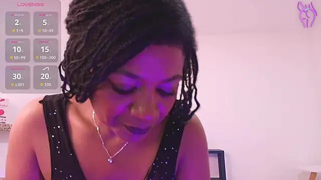 Snapshot of KeisySmith chatting on 07-18-26, 09:29 KeisySmith online show from 07-18-26, 09:29