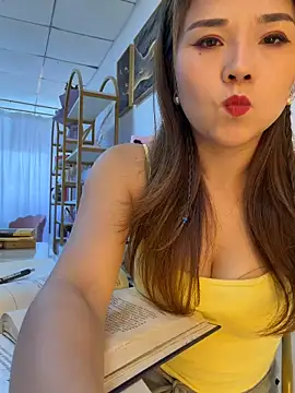 Xiaoxiao-y online show from 06-22-26, 07:05
