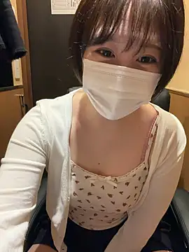 Snapshot of UTATANE_ chatting on 03-17-26, 03:44 UTATANE online show from 03-17-26, 03:44