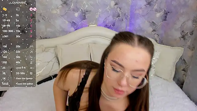 ScarlettVaughn online show from 04-23-26, 09:52