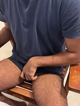 xreoz1245 online show from 03-18-26, 11:46