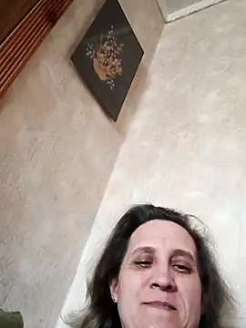 KatieLove133 online show from 04-12-26, 09:03