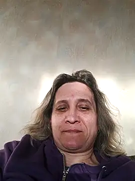 KatieLove133 online show from 04-25-26, 04:04