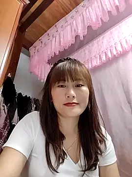 Lucxy-ki6 online show from 03-17-26, 01:43