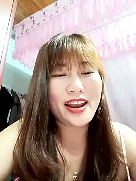 Lucxy-ki6 online show from 04-01-26, 01:23