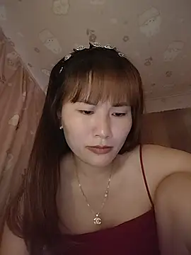 Snapshot of Lucxy-ki6 chatting on 07-25-26, 12:42 Lucxy-ki6 online show from 07-25-26, 12:42