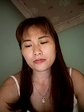 Snapshot of Lucxy-ki6 chatting on 08-03-26, 10:13 Lucxy-ki6 online show from 08-03-26, 10:13