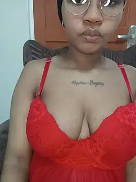 Hotsexyberry222 online show from 07-26-26, 07:26