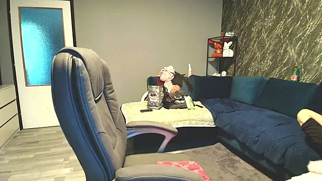 SexyQueenNina online show from 06-21-26, 01:46