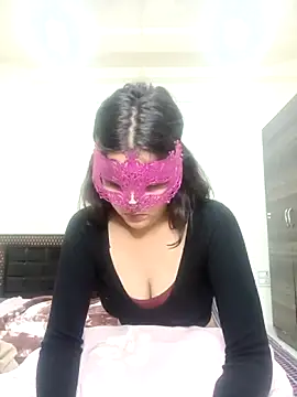 Snapshot of Hottymahi7 chatting on 03-25-26, 11:16 Hottymahi7 online show from 03-25-26, 11:16