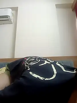 Snapshot of Hottymahi7 chatting on 04-01-26, 06:03 Hottymahi7 online show from 04-01-26, 06:03