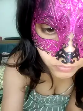 Snapshot of Hottymahi7 chatting on 04-19-26, 06:10 Hottymahi7 online show from 04-19-26, 06:10