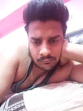 Decentlover67 online show from 06-19-26, 12:59