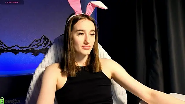 Snapshot of Lady_Sunrise12 chatting on 05-30-26, 12:19 Lady Sunrise12 online show from 05-30-26, 12:19