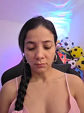 miaeyex online show from 07-01-26, 12:18