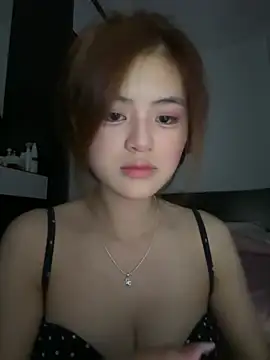 Snapshot of Sweet20-20 chatting on 06-19-26, 04:22 Sweet20-20 online show from 06-19-26, 04:22