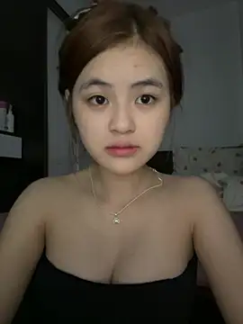 Snapshot of Sweet20-20 chatting on 06-30-26, 05:14 Sweet20-20 online show from 06-30-26, 05:14